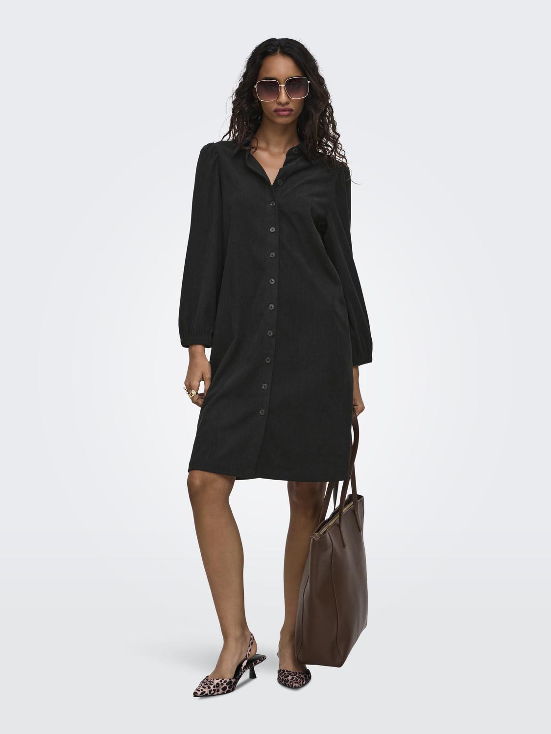 model_shot-front_full